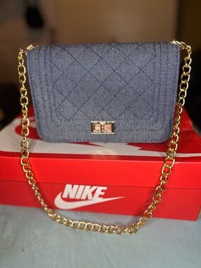 Quilted Denim Crossbody Bag with Gold Chain Strap - Blue